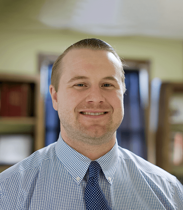 Dr. Jake Breed, earned his chiropractic degree from Palmer College and has experience in multidisciplinary and rural healthcare.